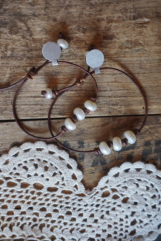 Hudgins Design Triple Pearl Bracelet